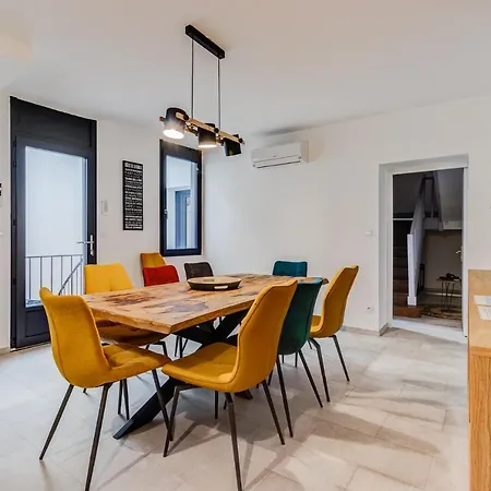 Espaces 55, Maison De Au Centre De