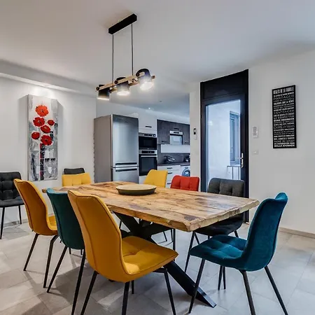 Feriehus Espaces 55, Maison De Au Centre De Lavaur (Tarn)